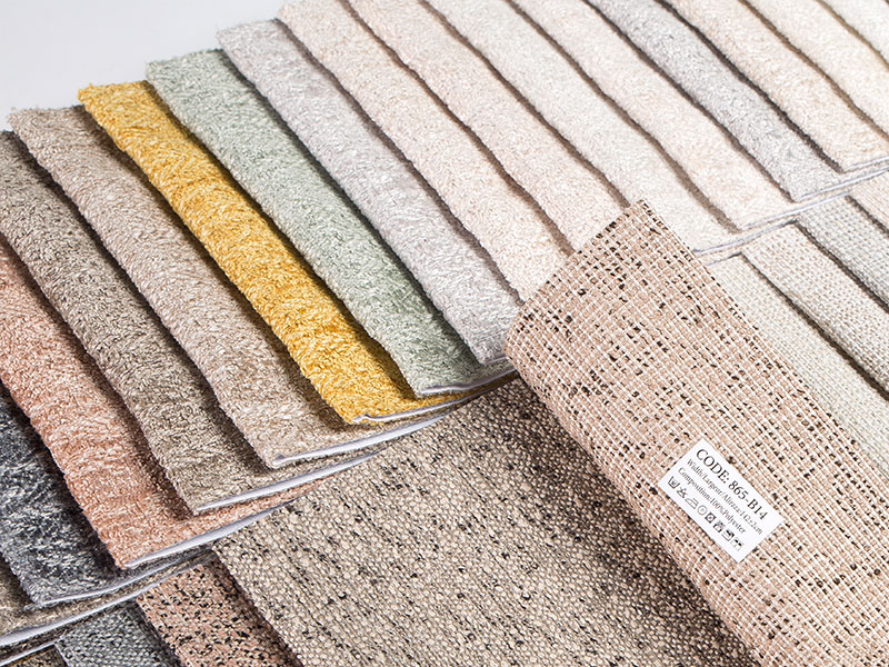 Fabraic upholstery plain Plain Chenille le haghaidh troscáin agus taobh istigh de ghluaisteáin